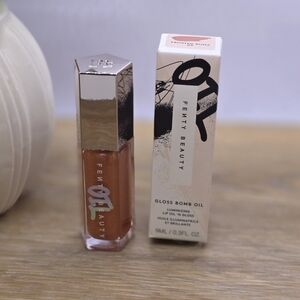 Fenty Beauty Gloss Bomb Oil - Frosted Buns (Shimmering Bronze)